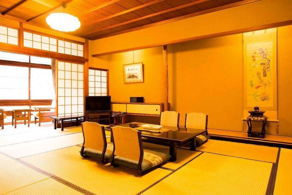 Tsutaya Ryokan Toyooka  Exterior foto